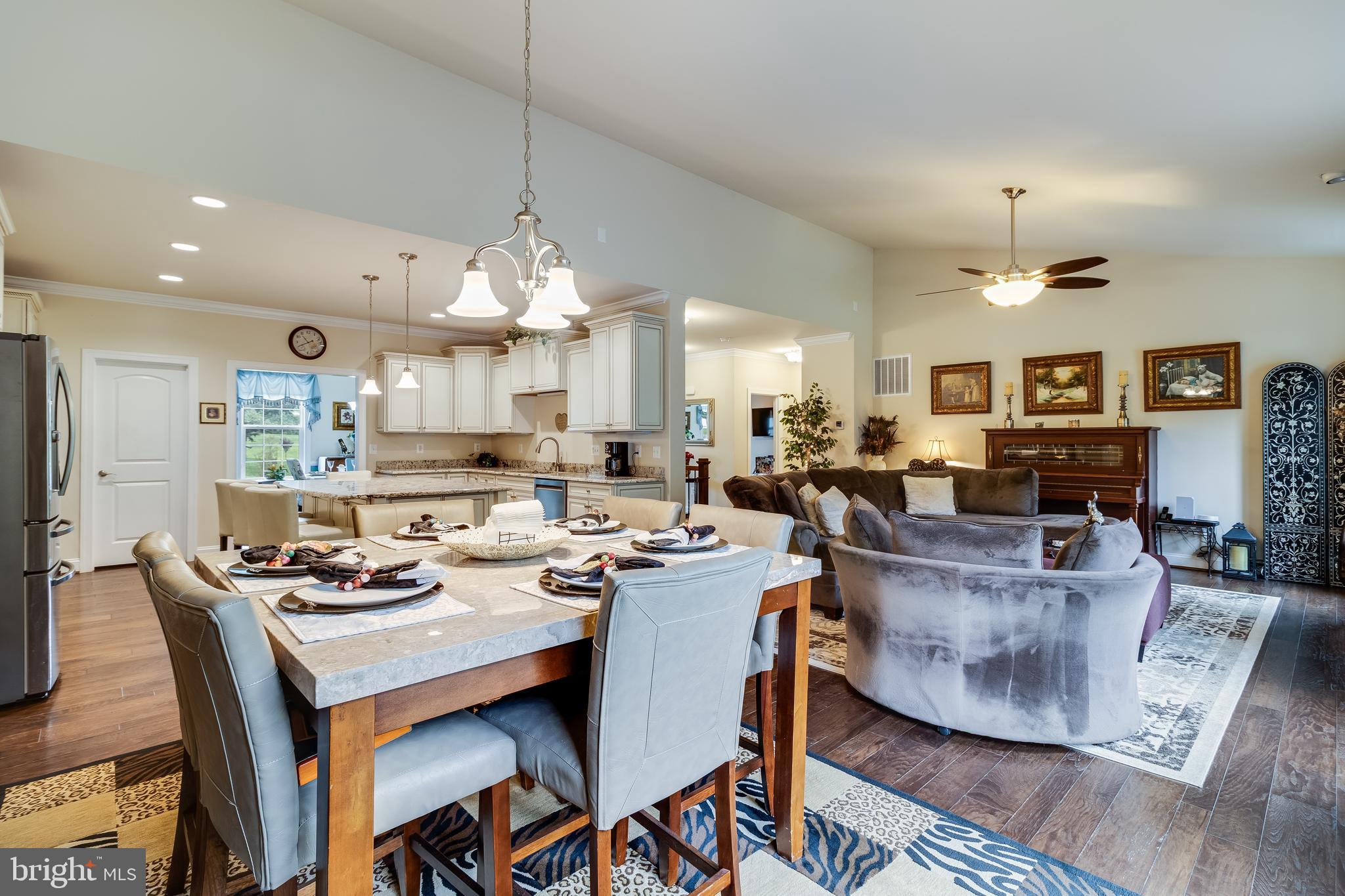 OAKWOOD ESTATES - Residential