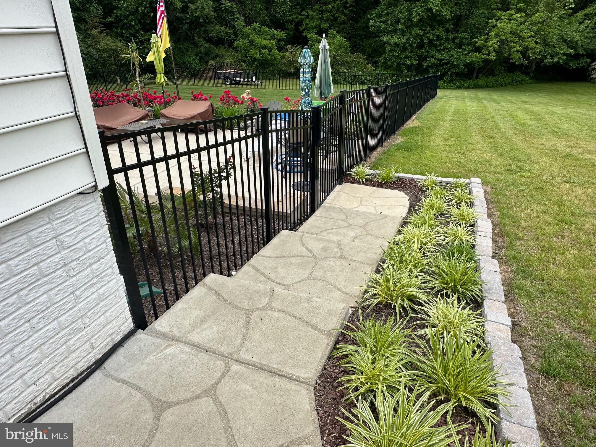 OAKWOOD ESTATES - Residential
