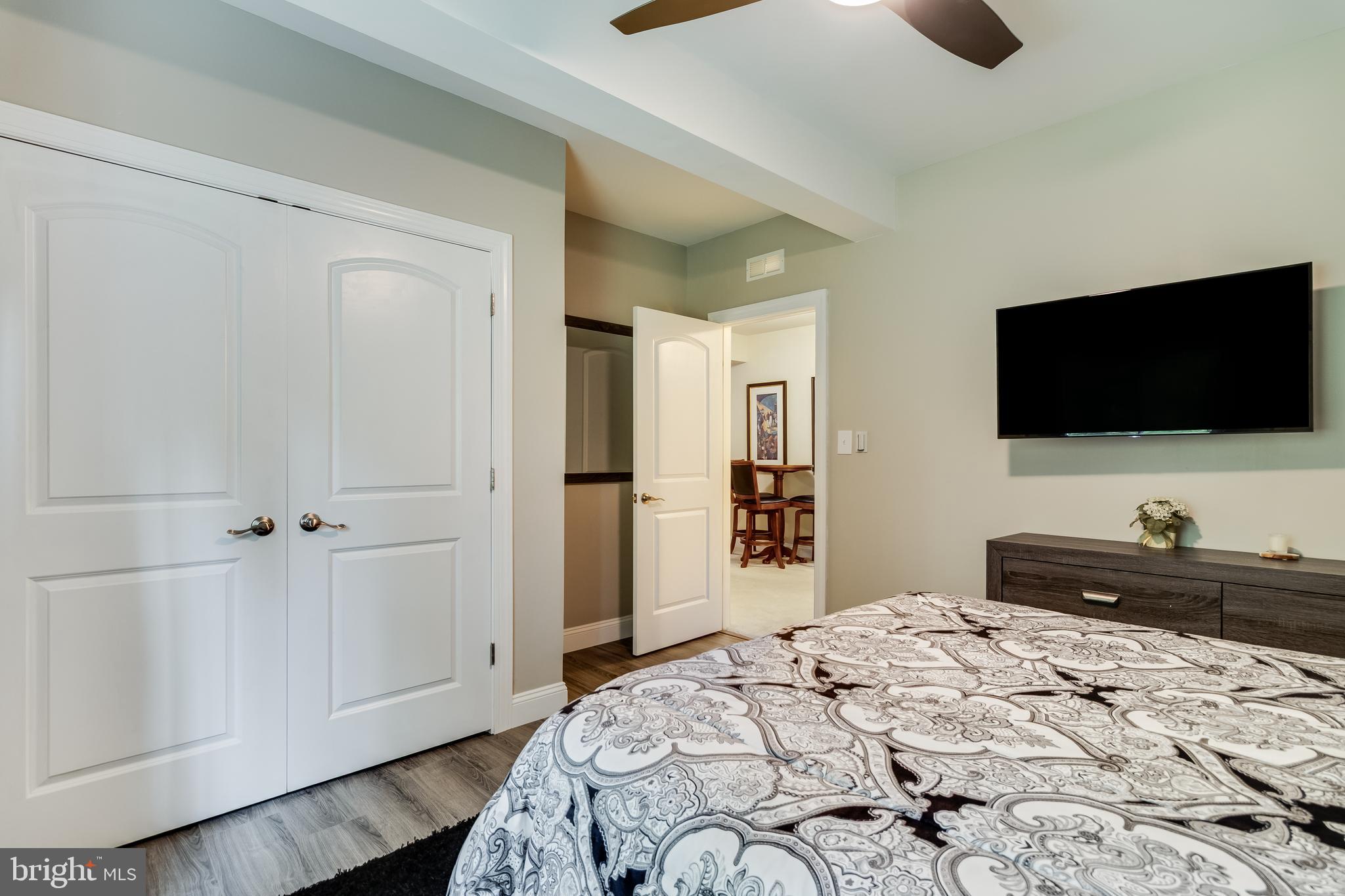 OAKWOOD ESTATES - Residential