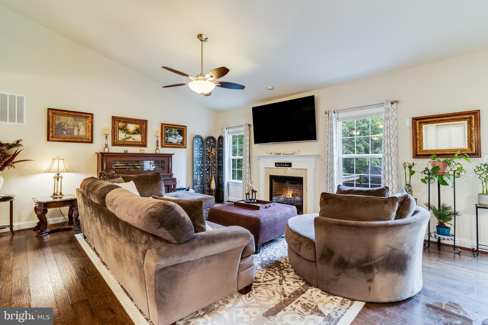 OAKWOOD ESTATES - Residential