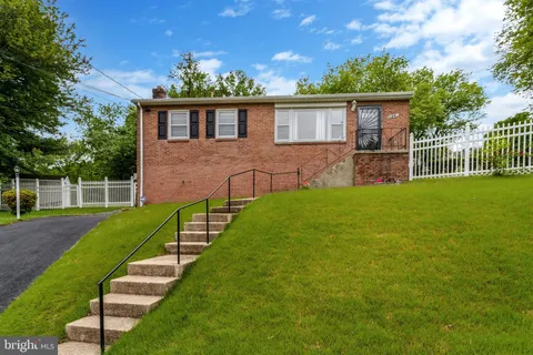 1501 Stirling Court, Fort Washington, MD MLS: MDPG2152902