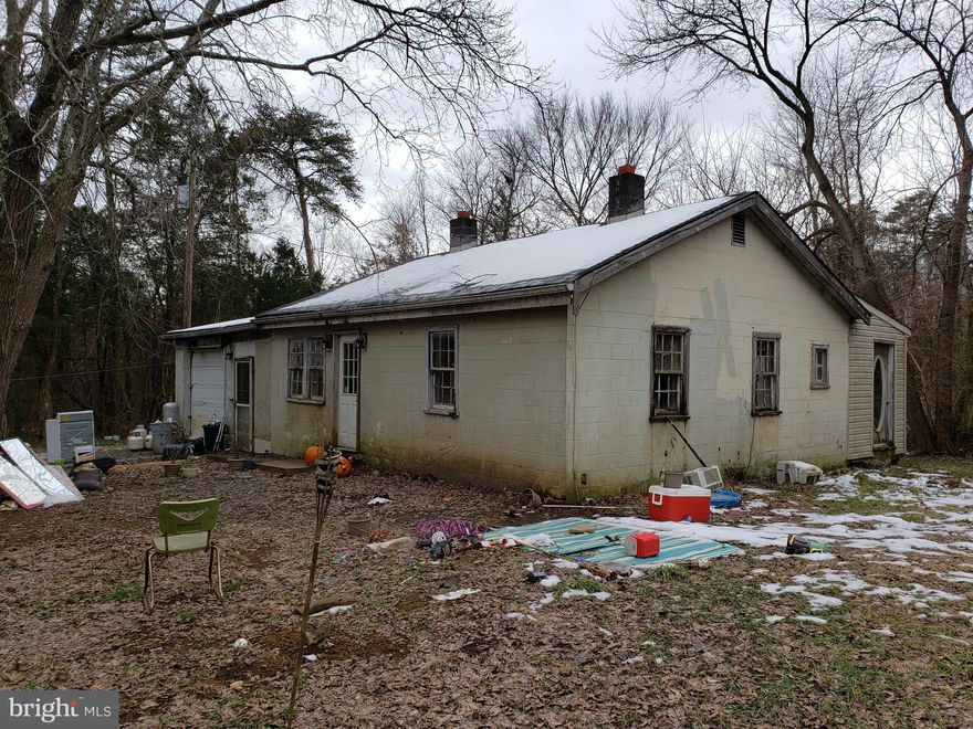 Super deal* 3.97 acres, 2 miles from Rt. 28*large pond in back yard* no covenants*no restrictions*suitable for all animals*sold as is*block foundation*enter at your own risk*owner not responsible for accidents*lots of items left on premises*lovely land with pond**house is debatable*