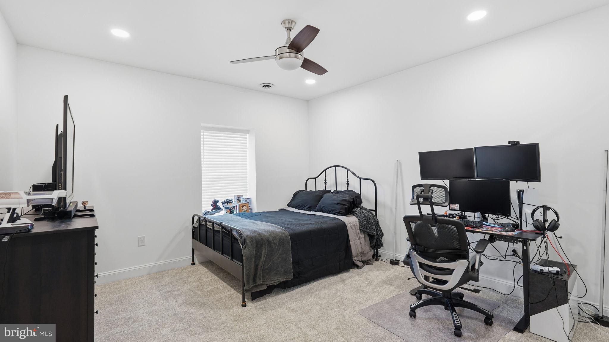 EMBREY MILL - Residential