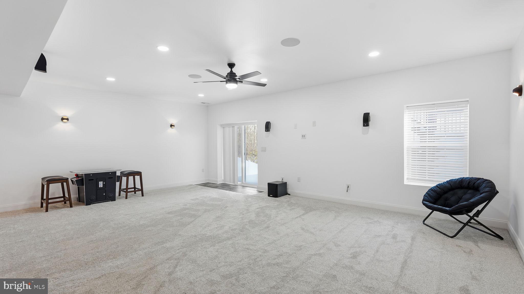 EMBREY MILL - Residential