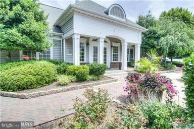 GATES OF FAIR LAKES - Residential Lease