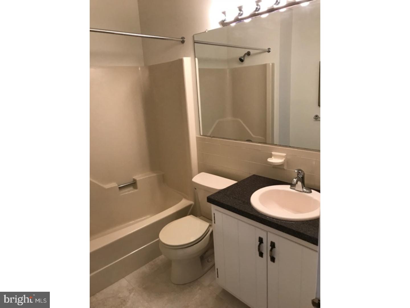 FLYING HILLS - Residential