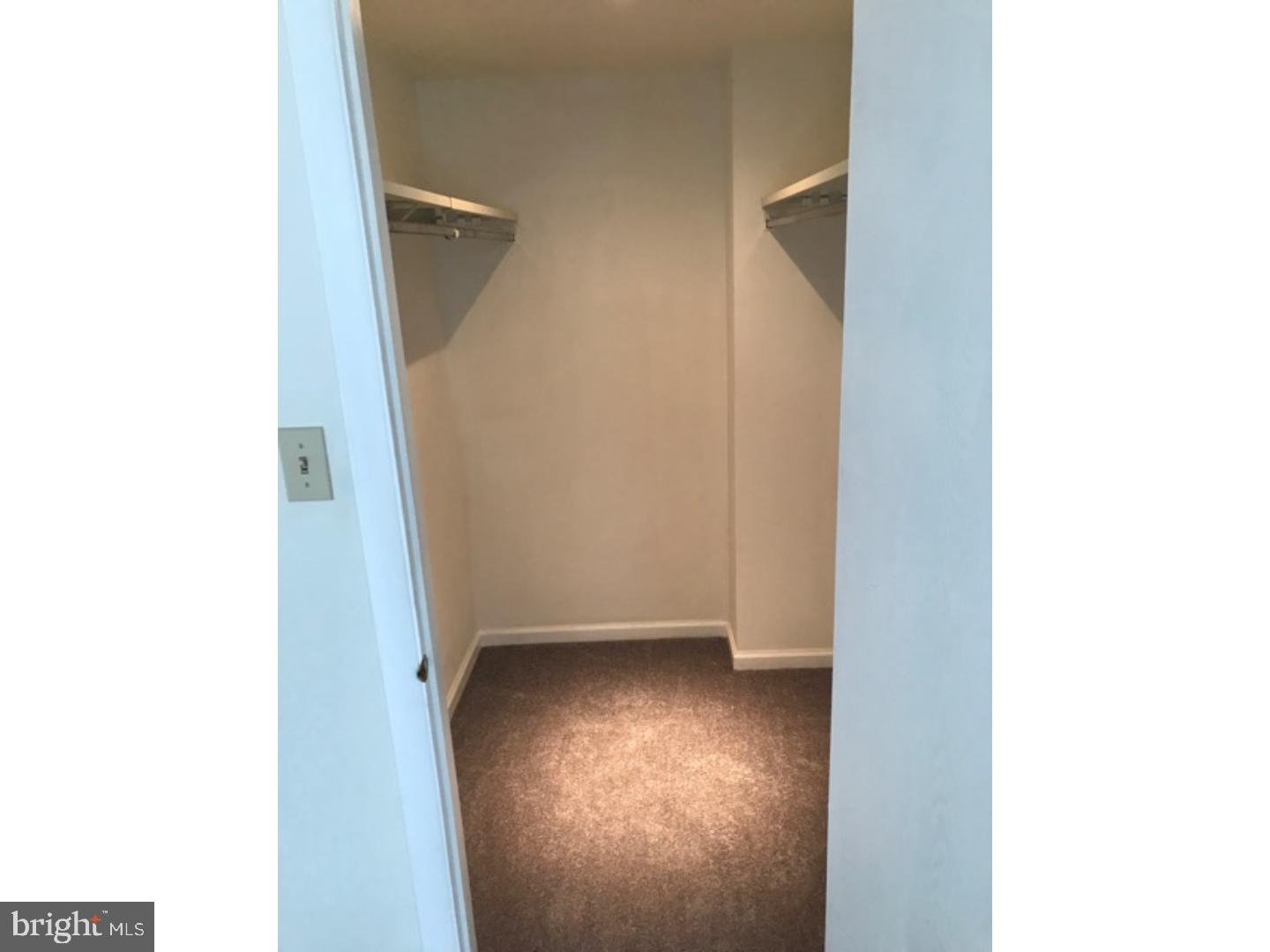 FLYING HILLS - Residential