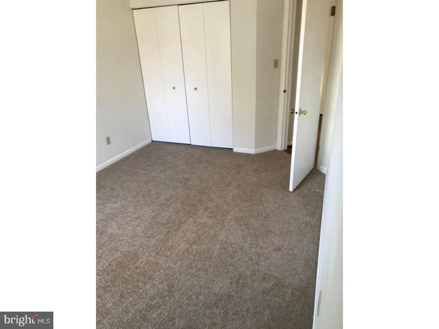 FLYING HILLS - Residential