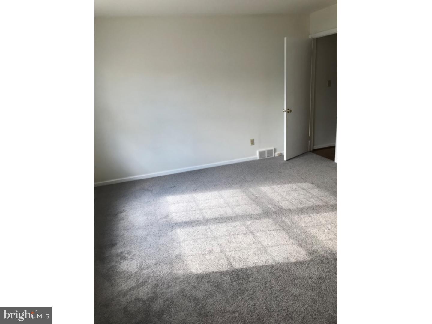 FLYING HILLS - Residential