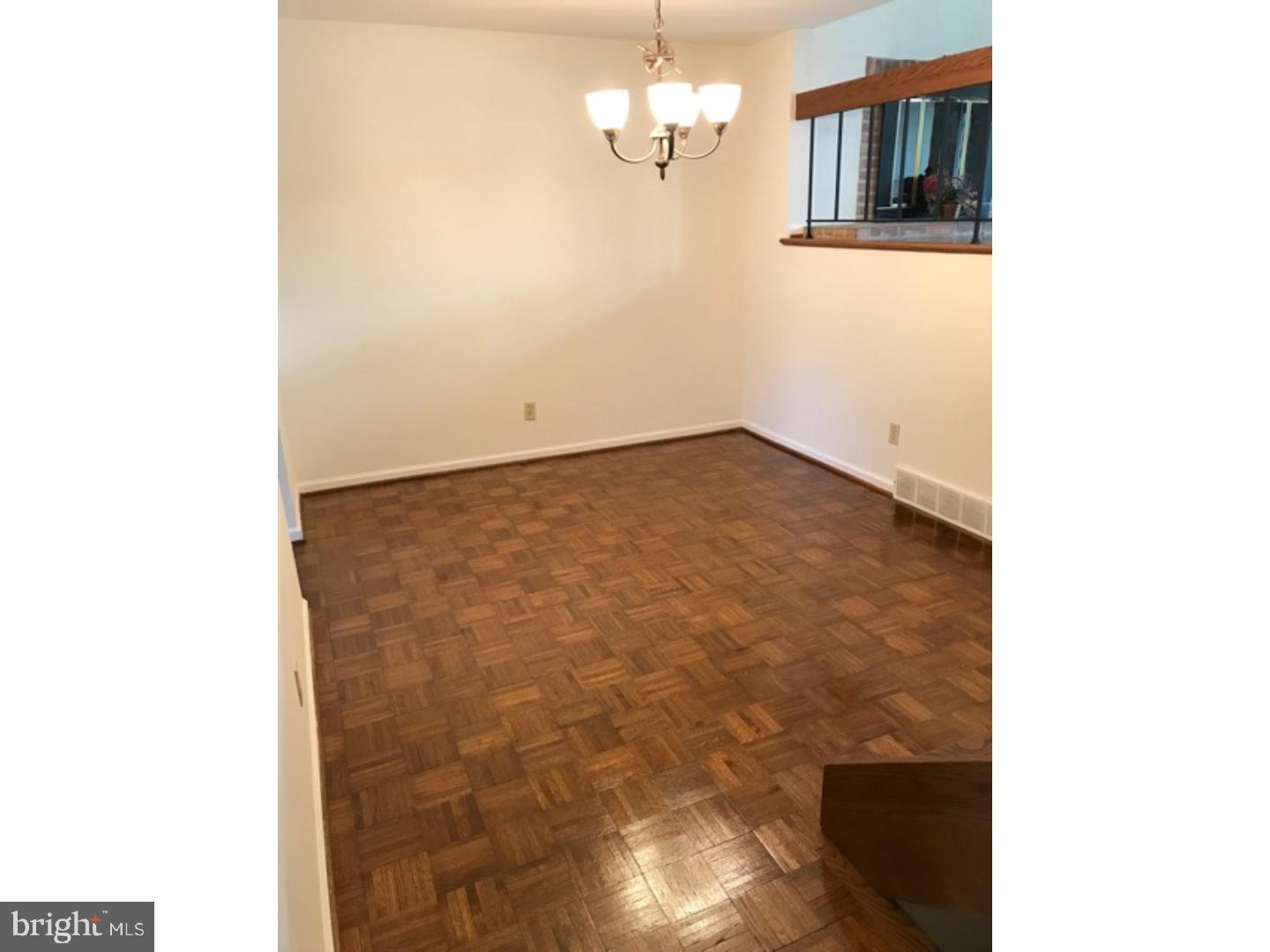 FLYING HILLS - Residential