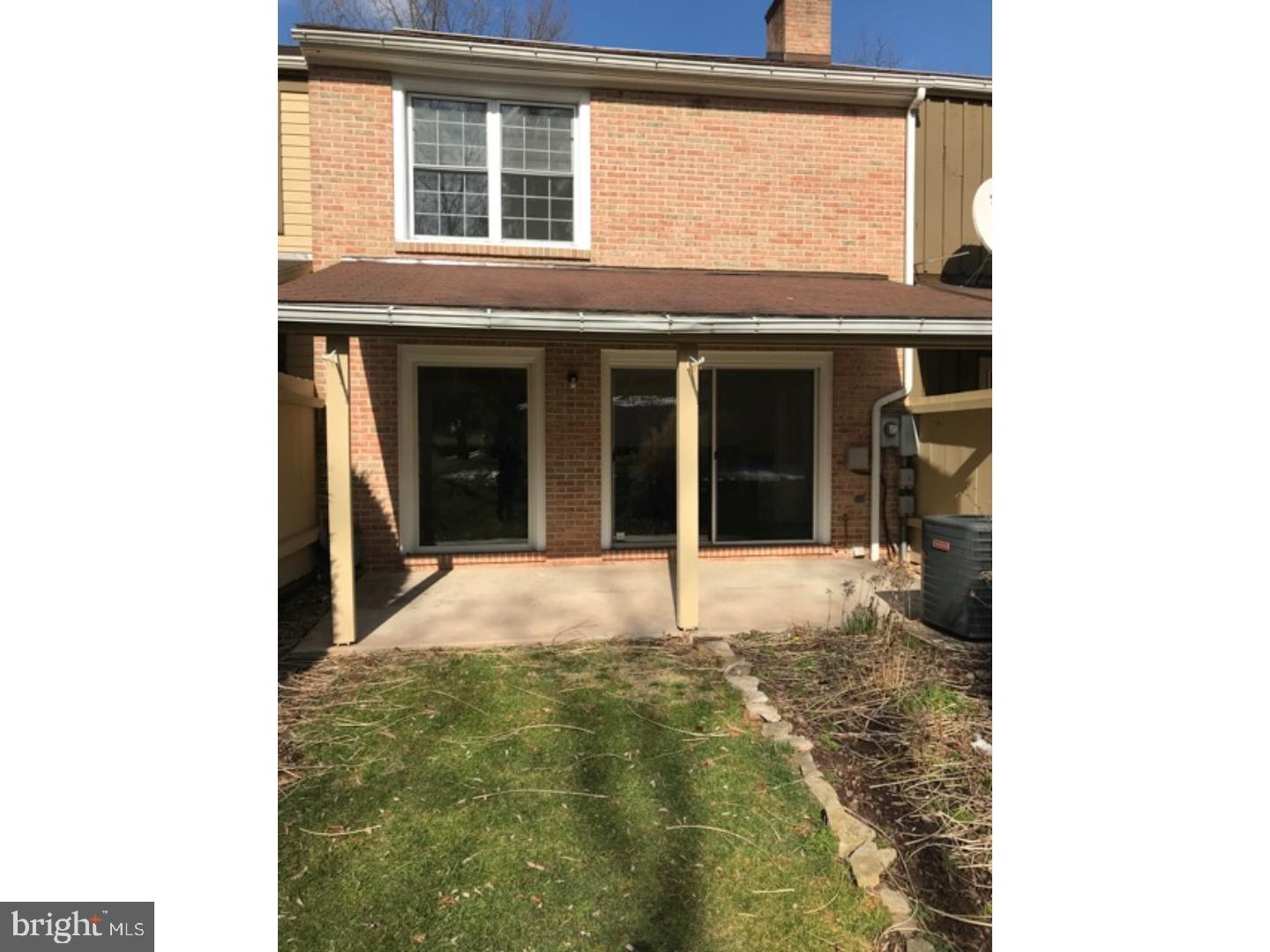 FLYING HILLS - Residential