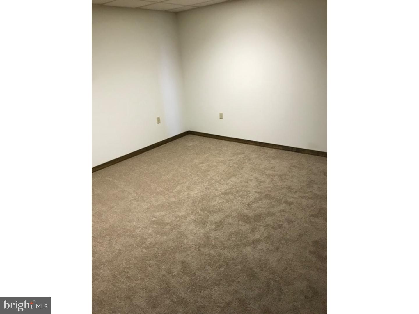 FLYING HILLS - Residential