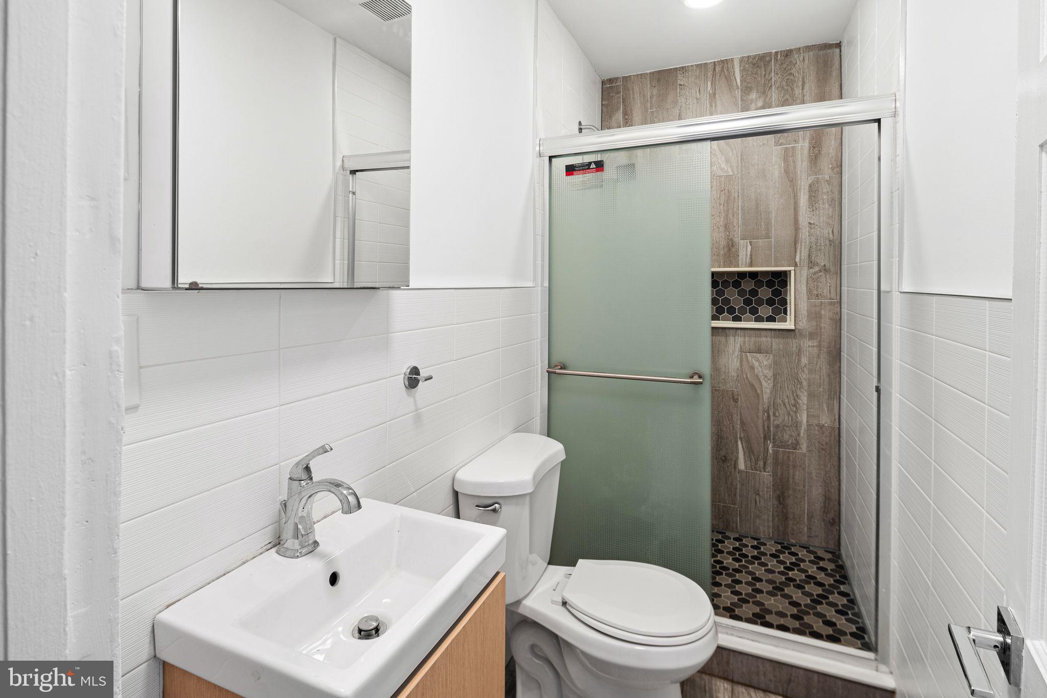 PORT RICHMOND - Residential