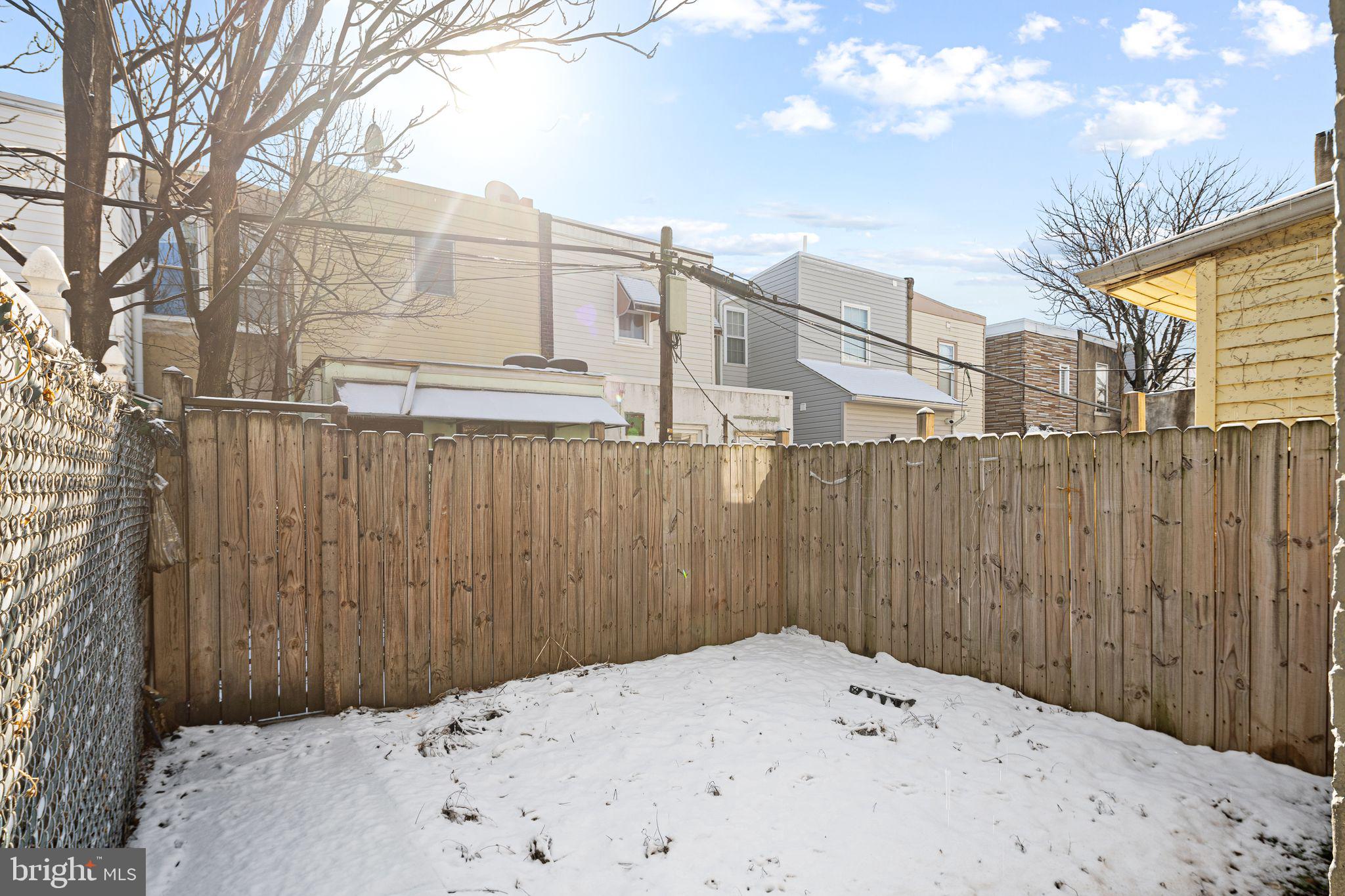 PORT RICHMOND - Residential