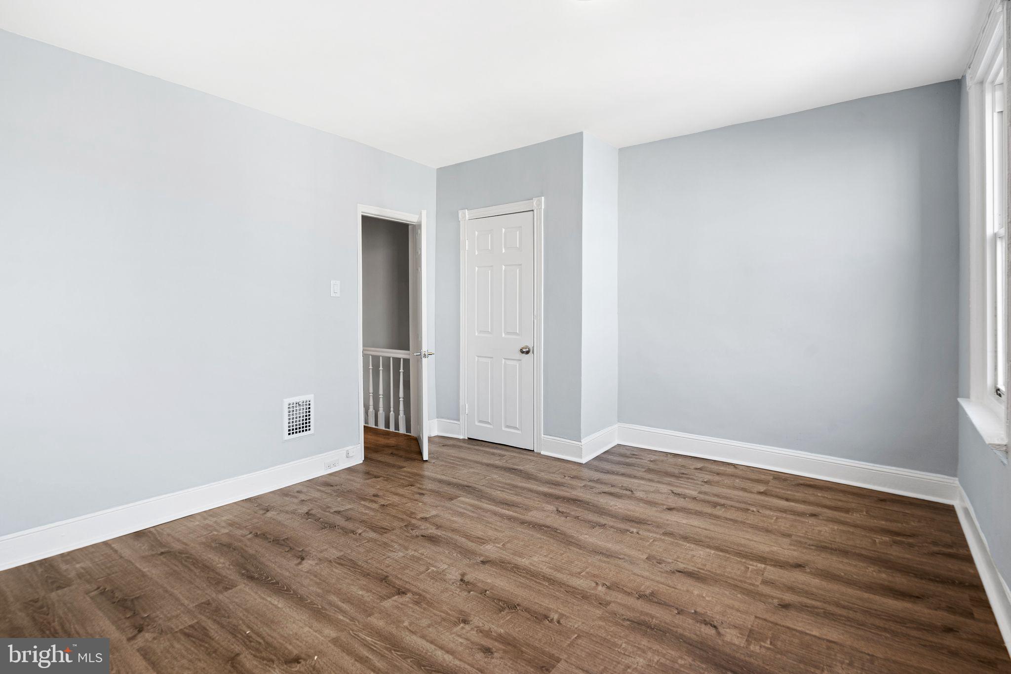 PORT RICHMOND - Residential