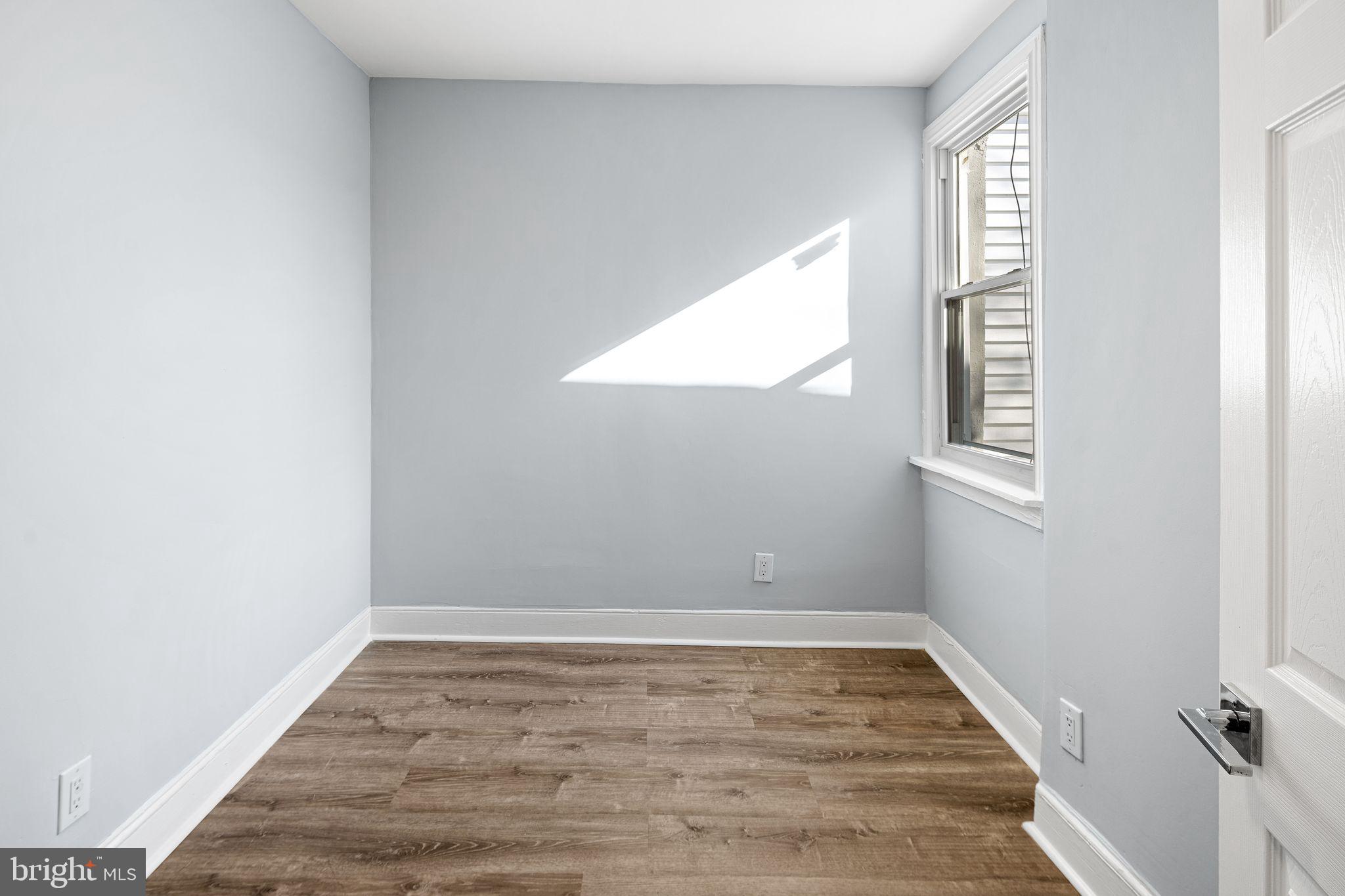 PORT RICHMOND - Residential