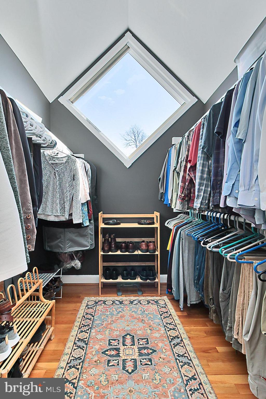 BROADMONT - Residential