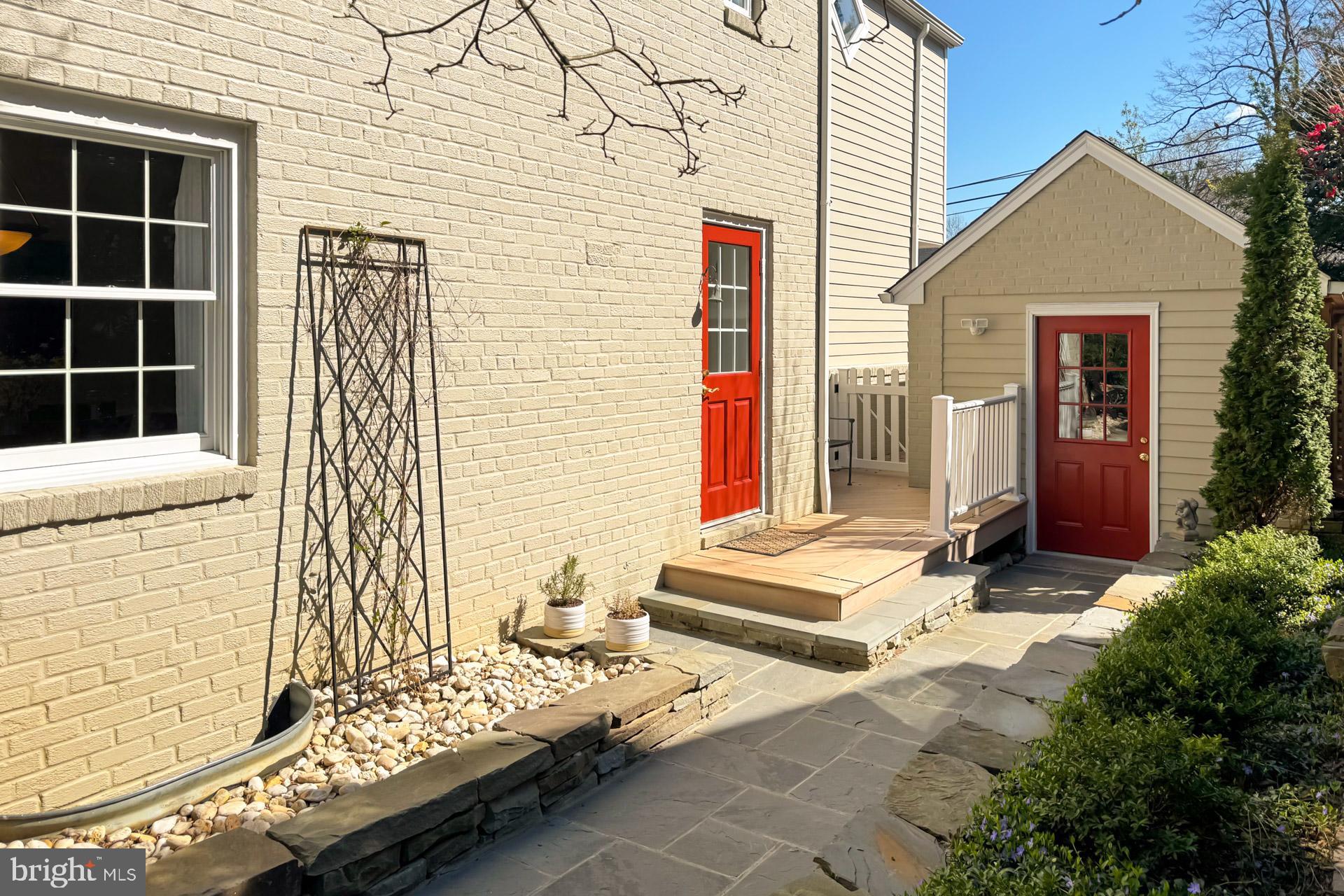 BROADMONT - Residential