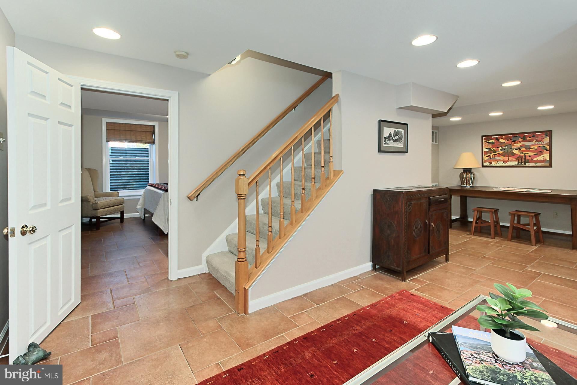 BROADMONT - Residential