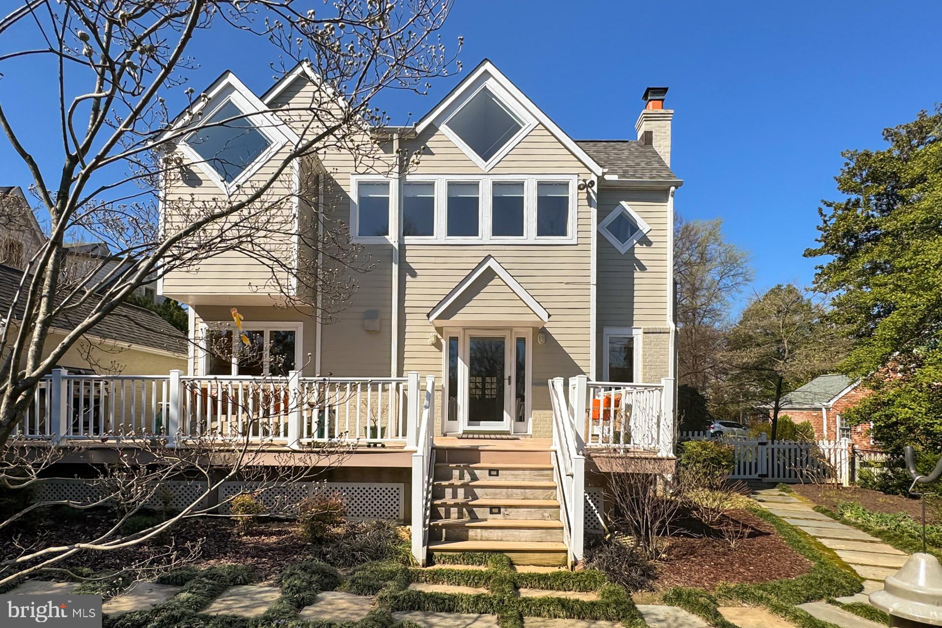 BROADMONT - Residential