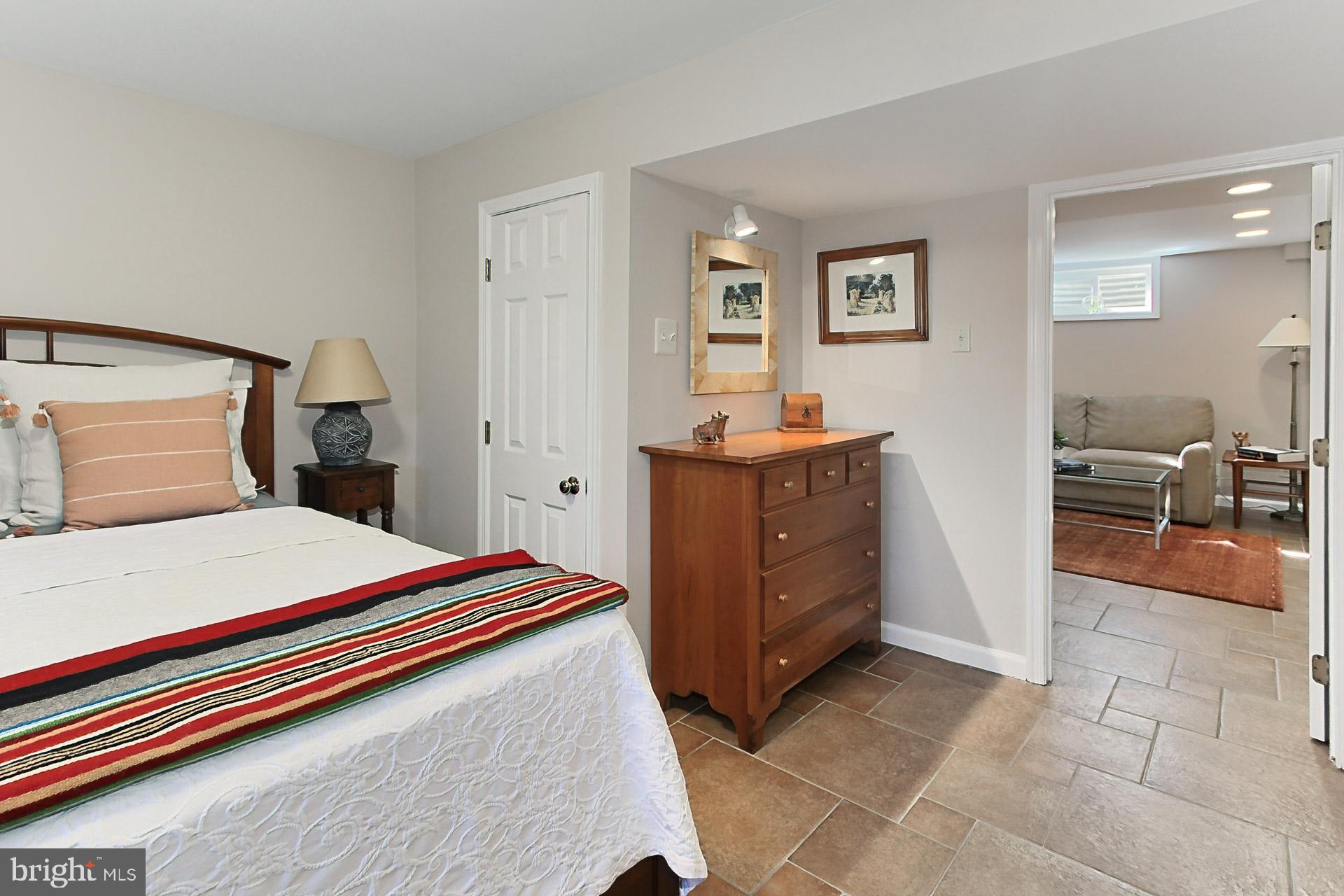 BROADMONT - Residential