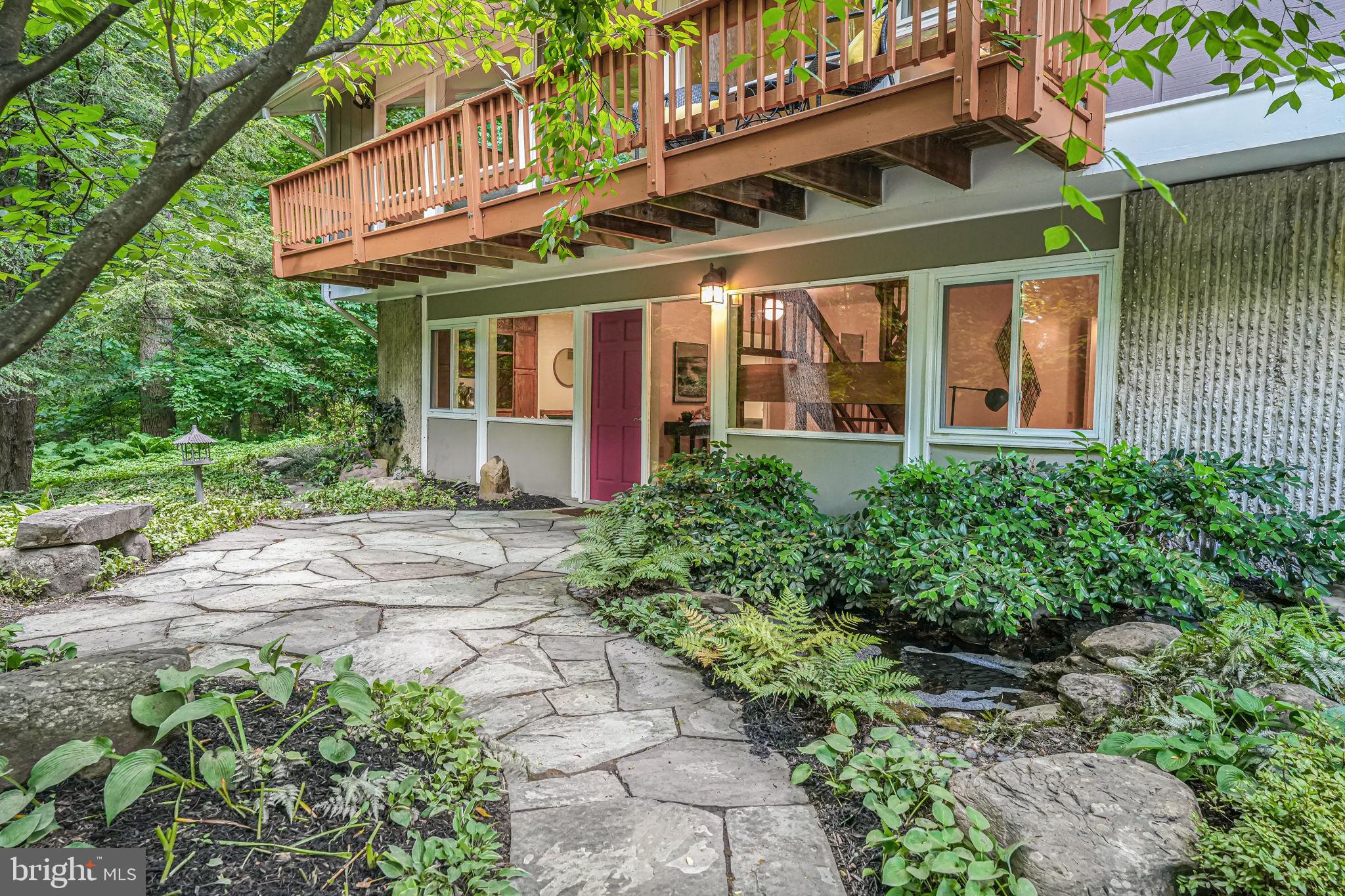 CARDEROCK SPRINGS - Residential