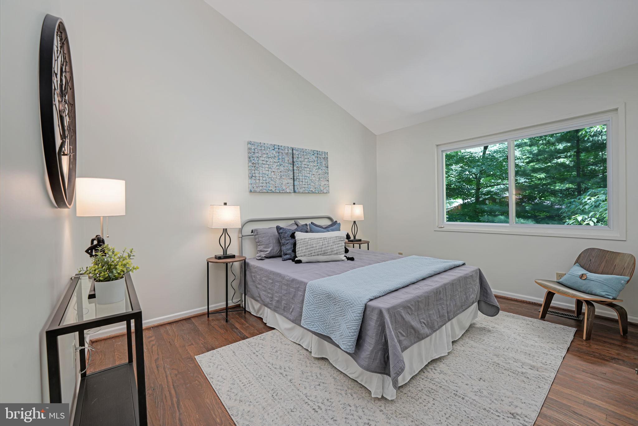 CARDEROCK SPRINGS - Residential