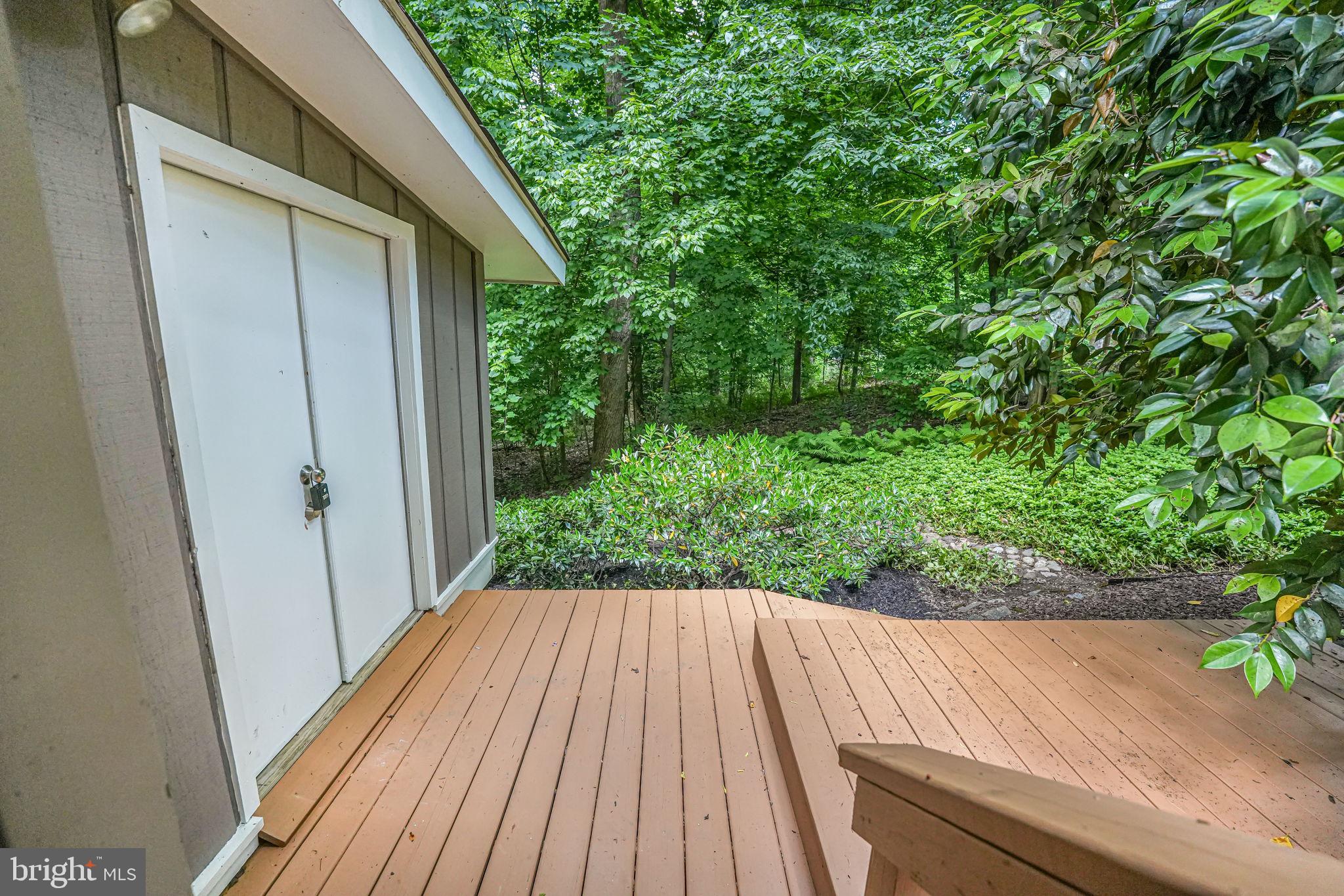 CARDEROCK SPRINGS - Residential