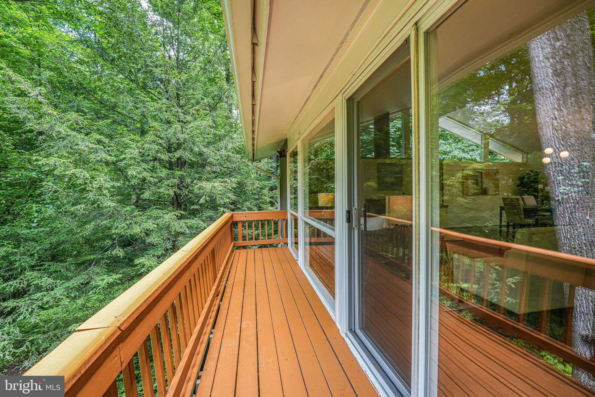 CARDEROCK SPRINGS - Residential