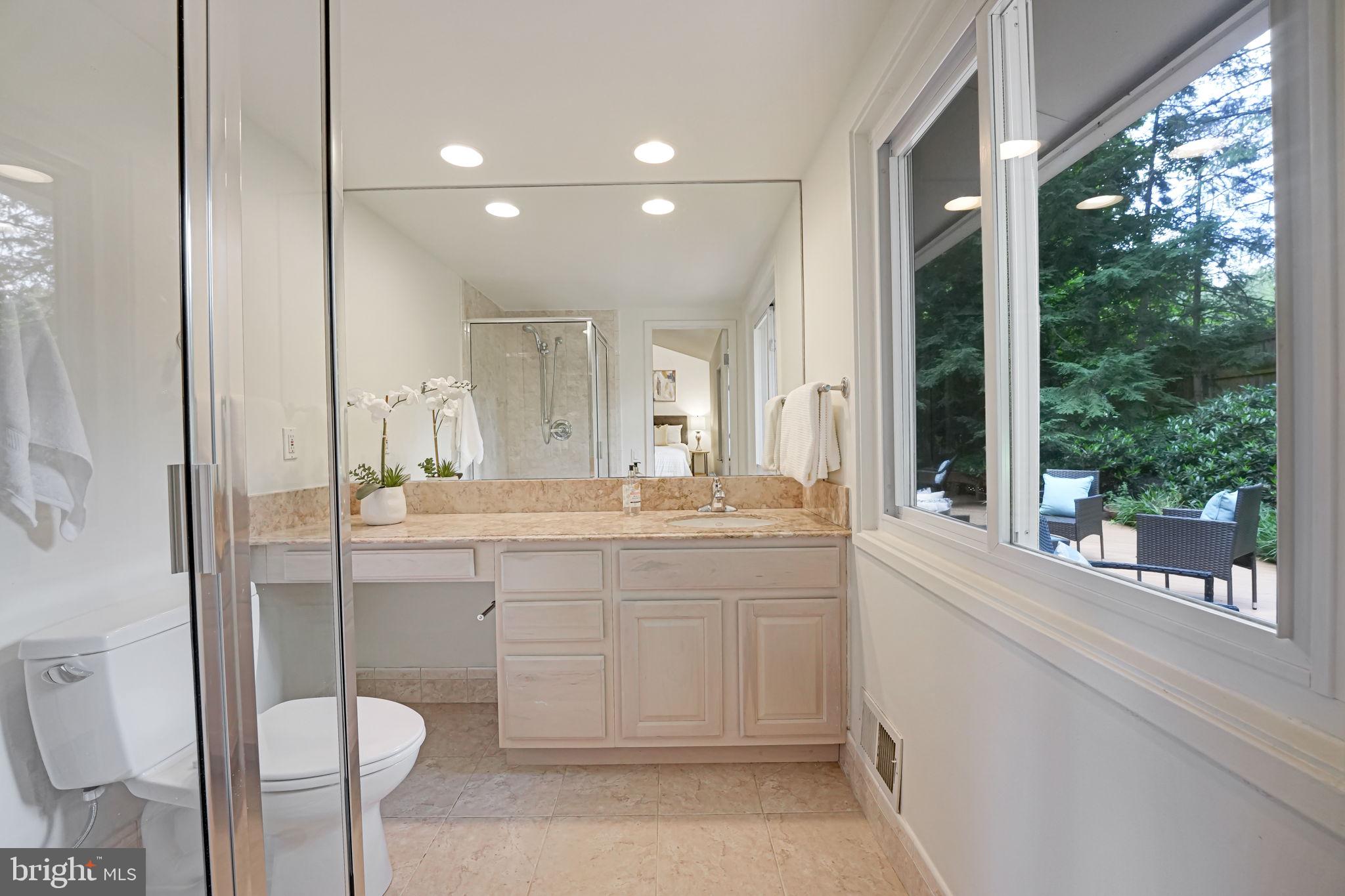 CARDEROCK SPRINGS - Residential