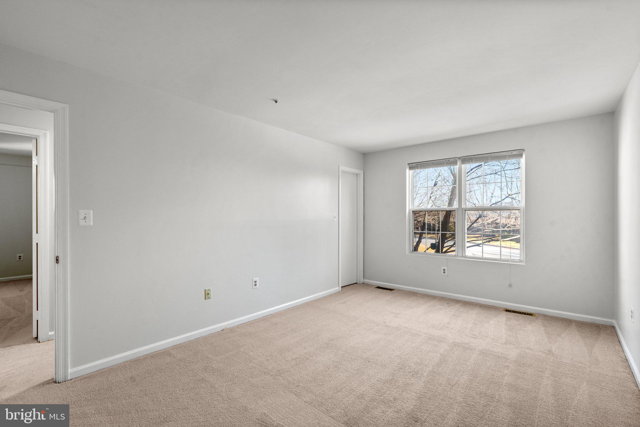 GATEWAY COMMONS - Residential Lease