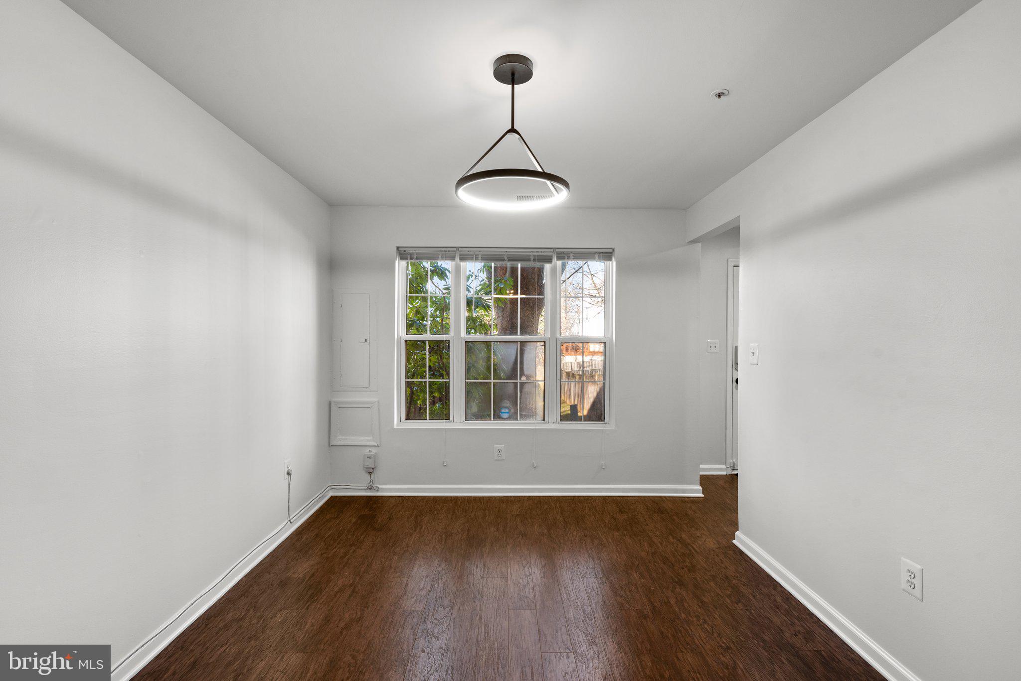 GATEWAY COMMONS - Residential Lease