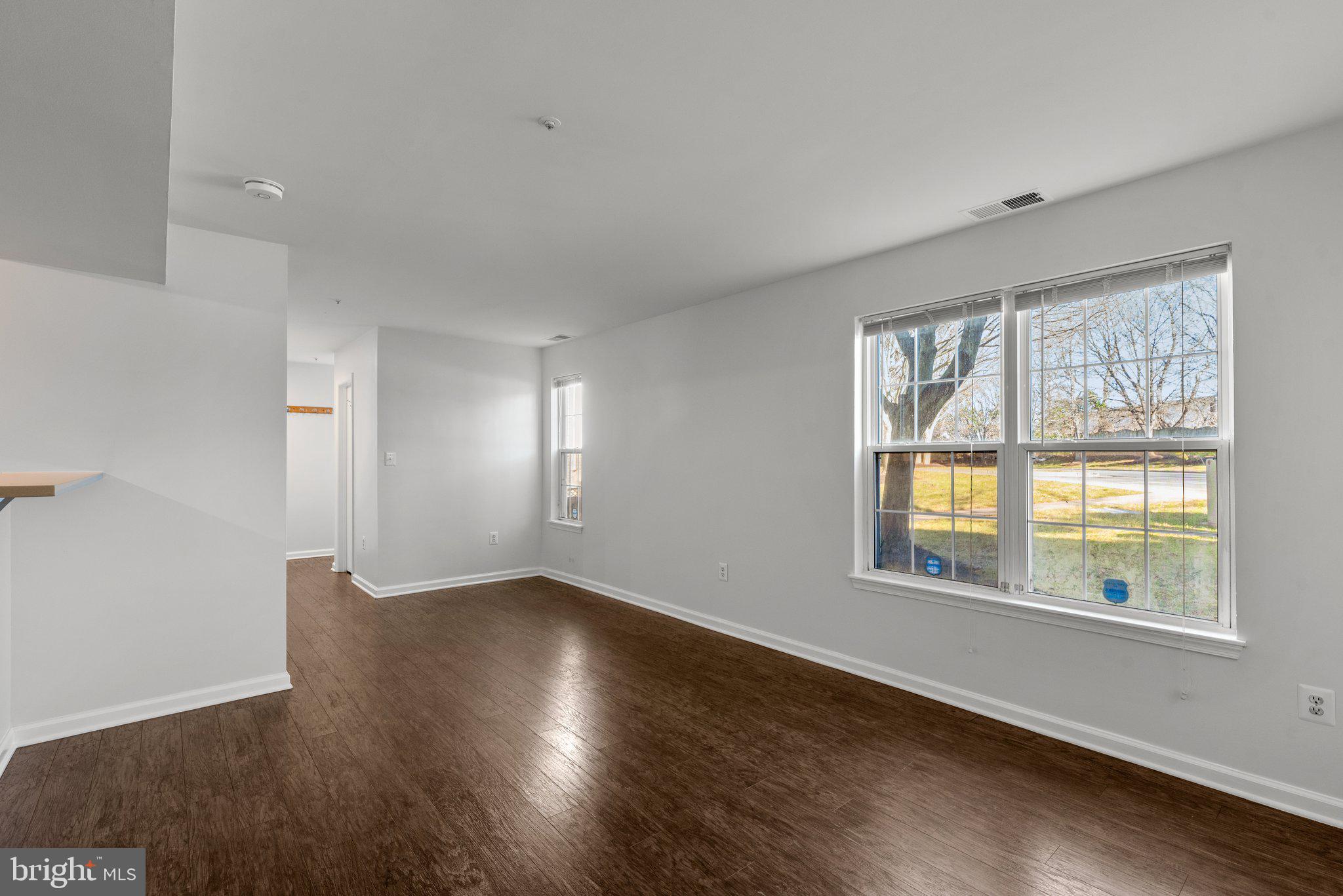 GATEWAY COMMONS - Residential Lease