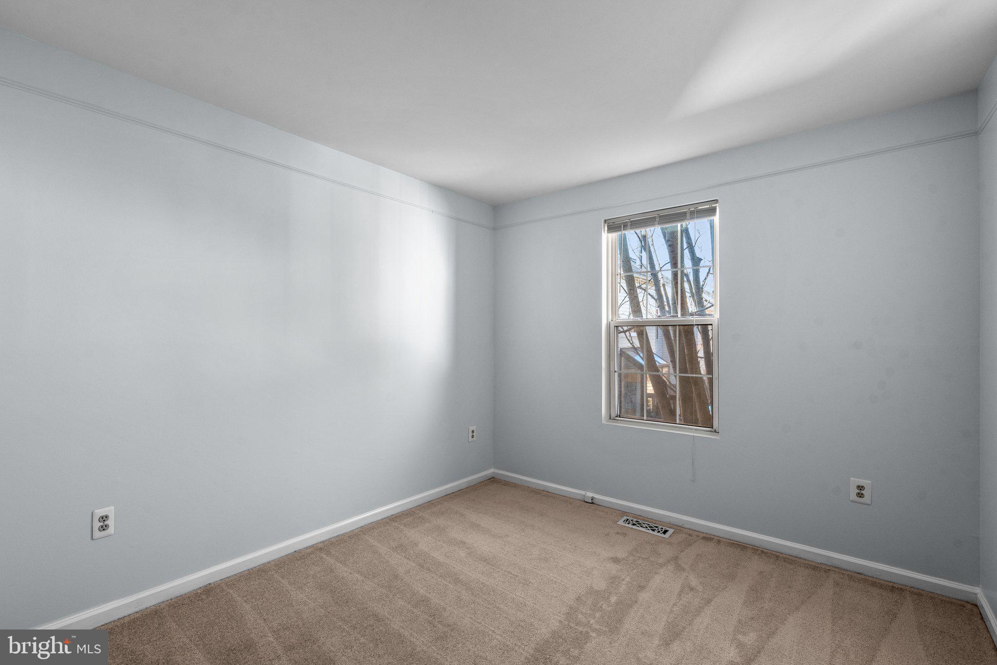 GATEWAY COMMONS - Residential Lease