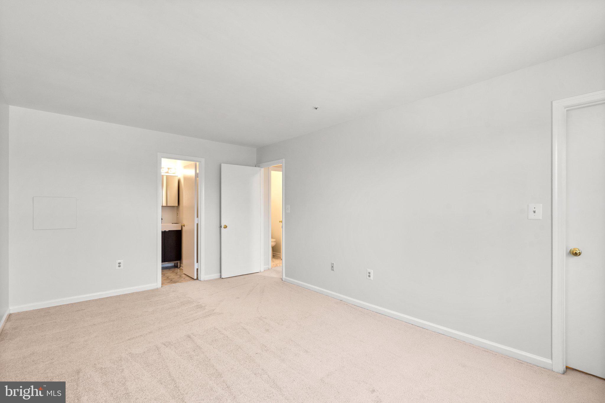 GATEWAY COMMONS - Residential Lease