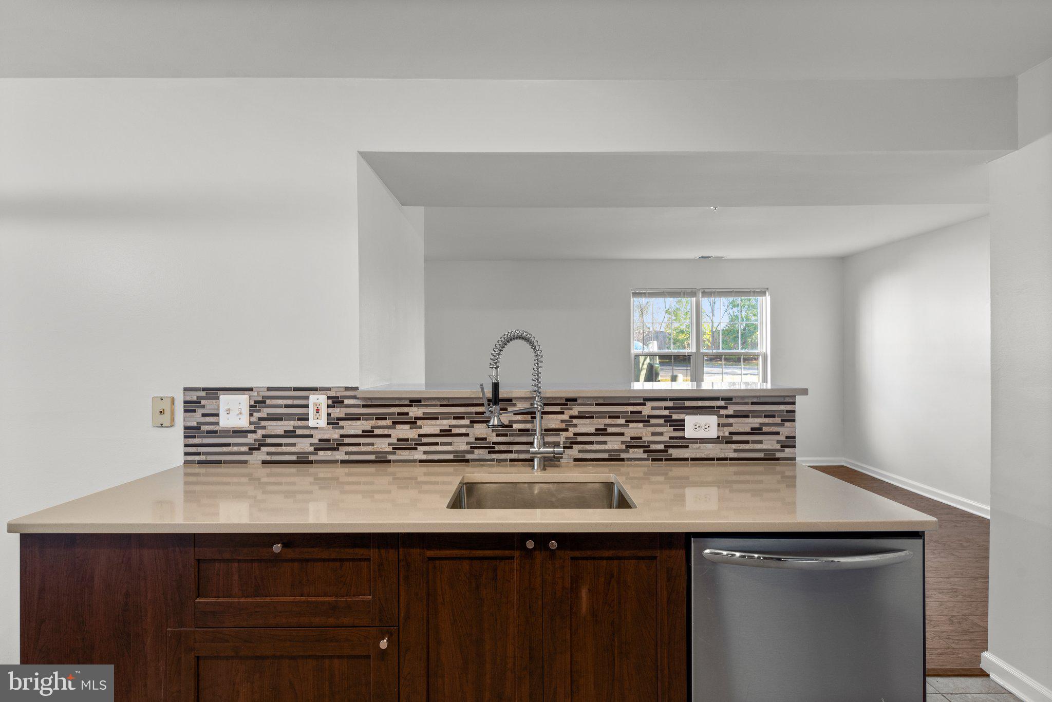 GATEWAY COMMONS - Residential Lease