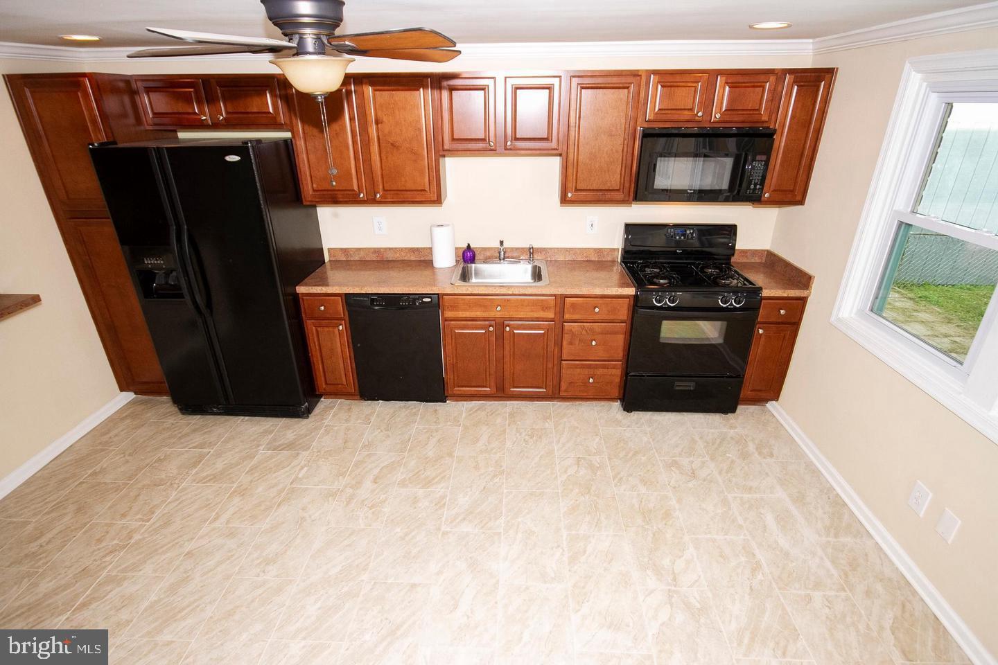 NORTH POINT VILLAGE - Residential