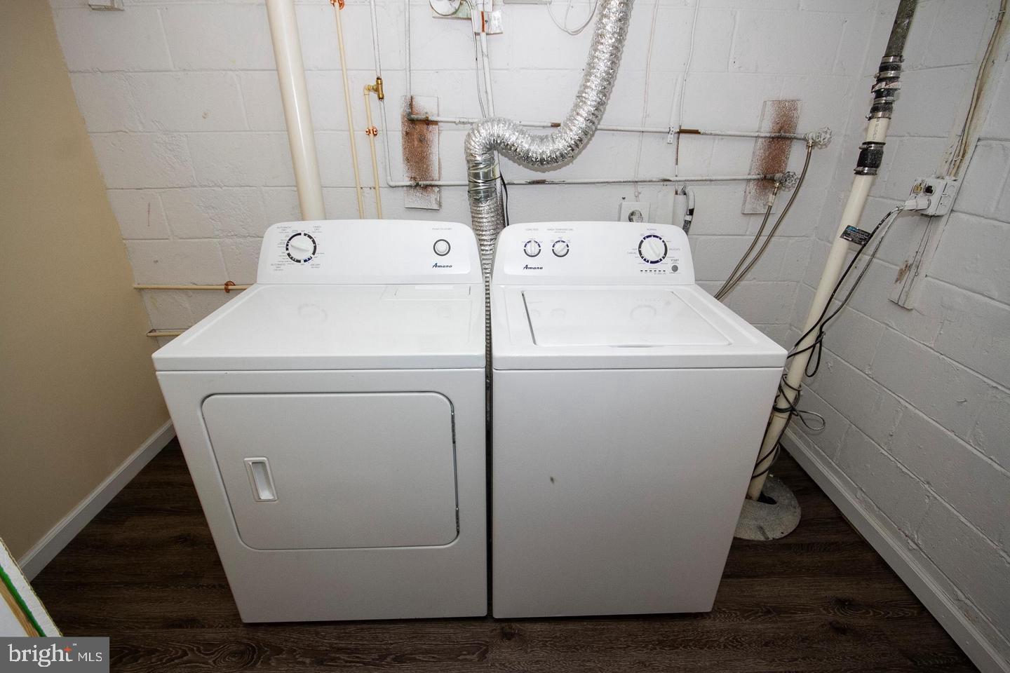 NORTH POINT VILLAGE - Residential