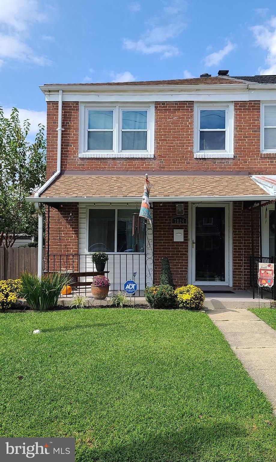 NORTH POINT VILLAGE - Residential