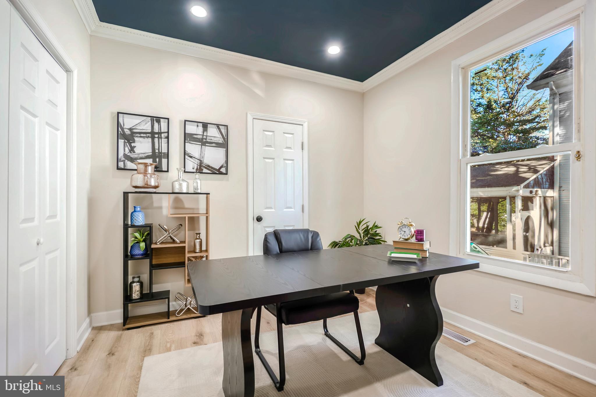 MT RAINIER - Residential