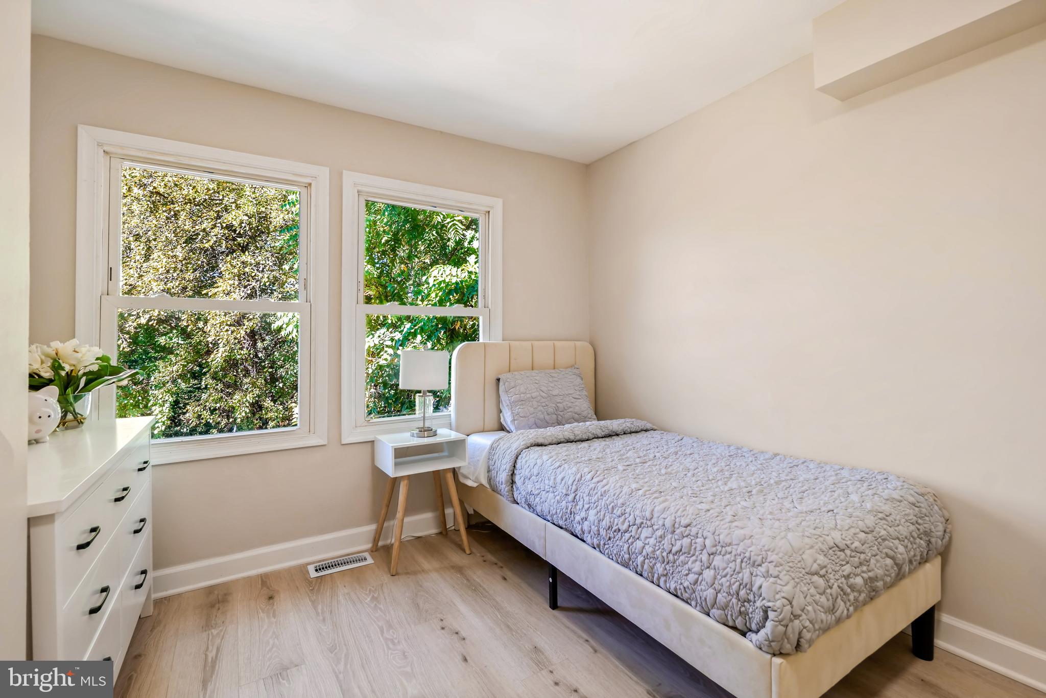 MT RAINIER - Residential