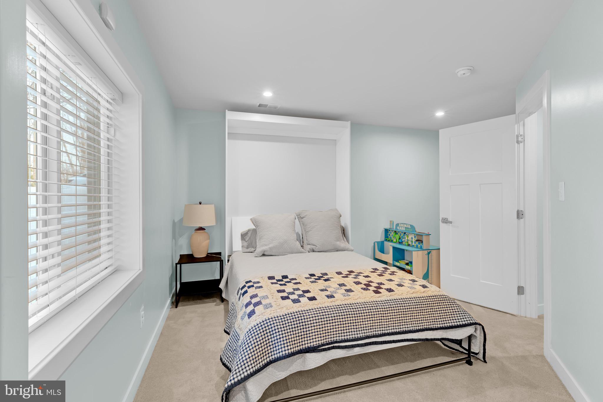 POTOMAC SHORES - Residential