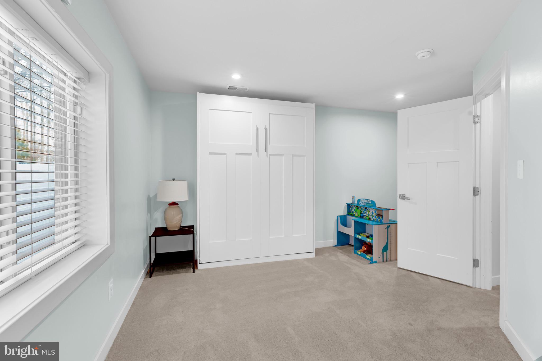 POTOMAC SHORES - Residential