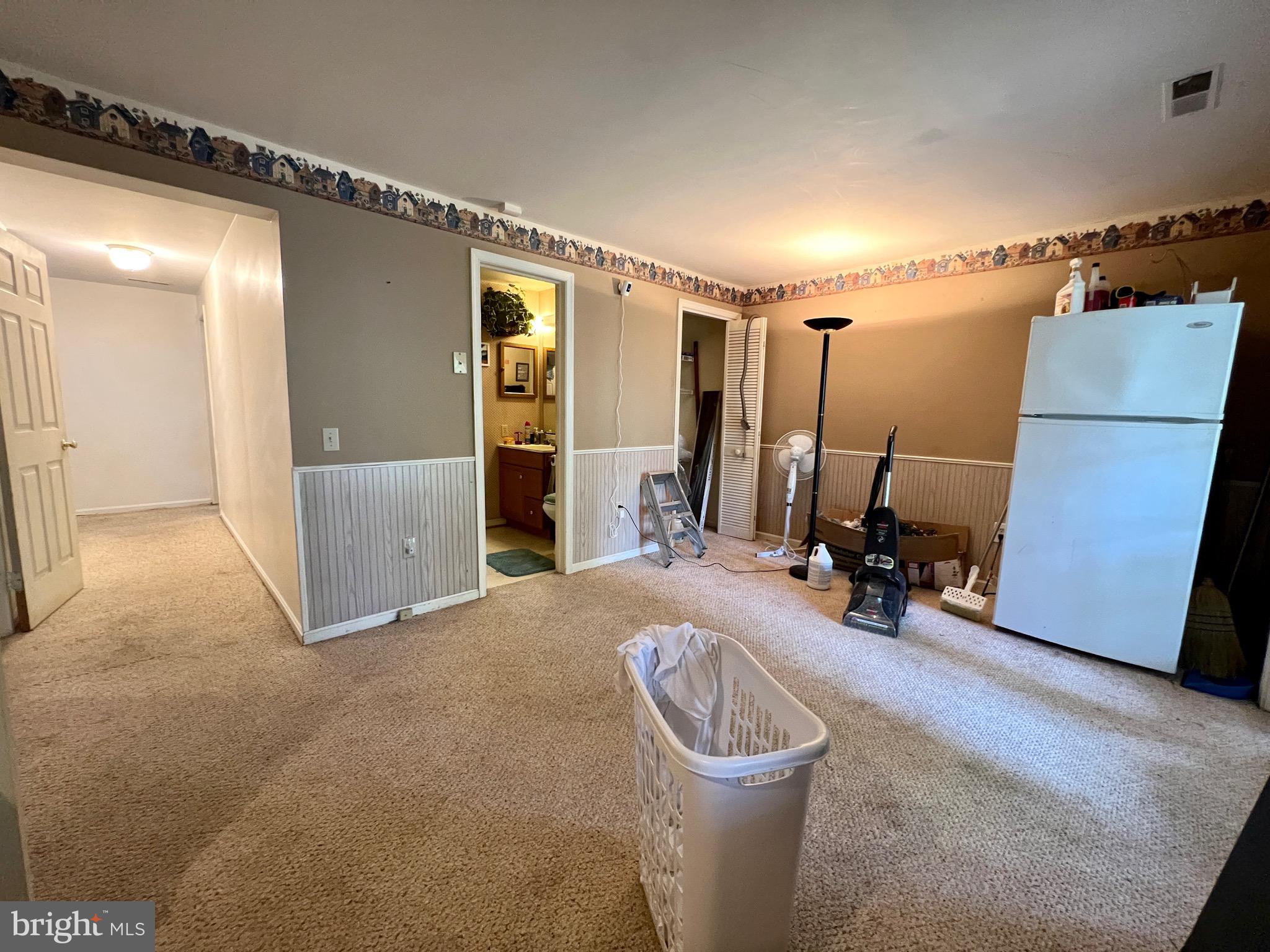 CARROLL PARK MANOR - Residential