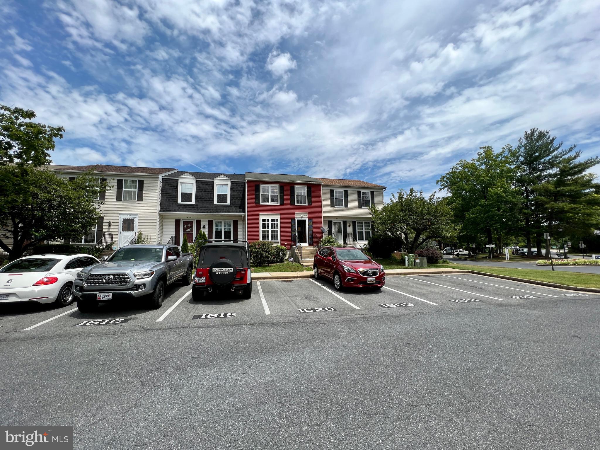 CARROLL PARK MANOR - Residential