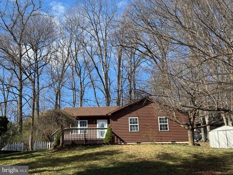 Homes For Sale - 110 Duwamish Trail<br/> Frederick County, WINCHESTER, VA 22602