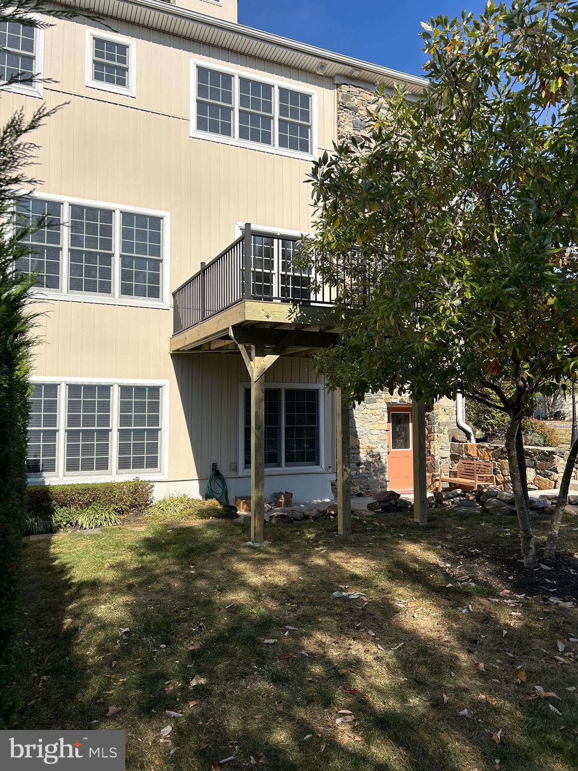 CHERRY CREEK - Residential