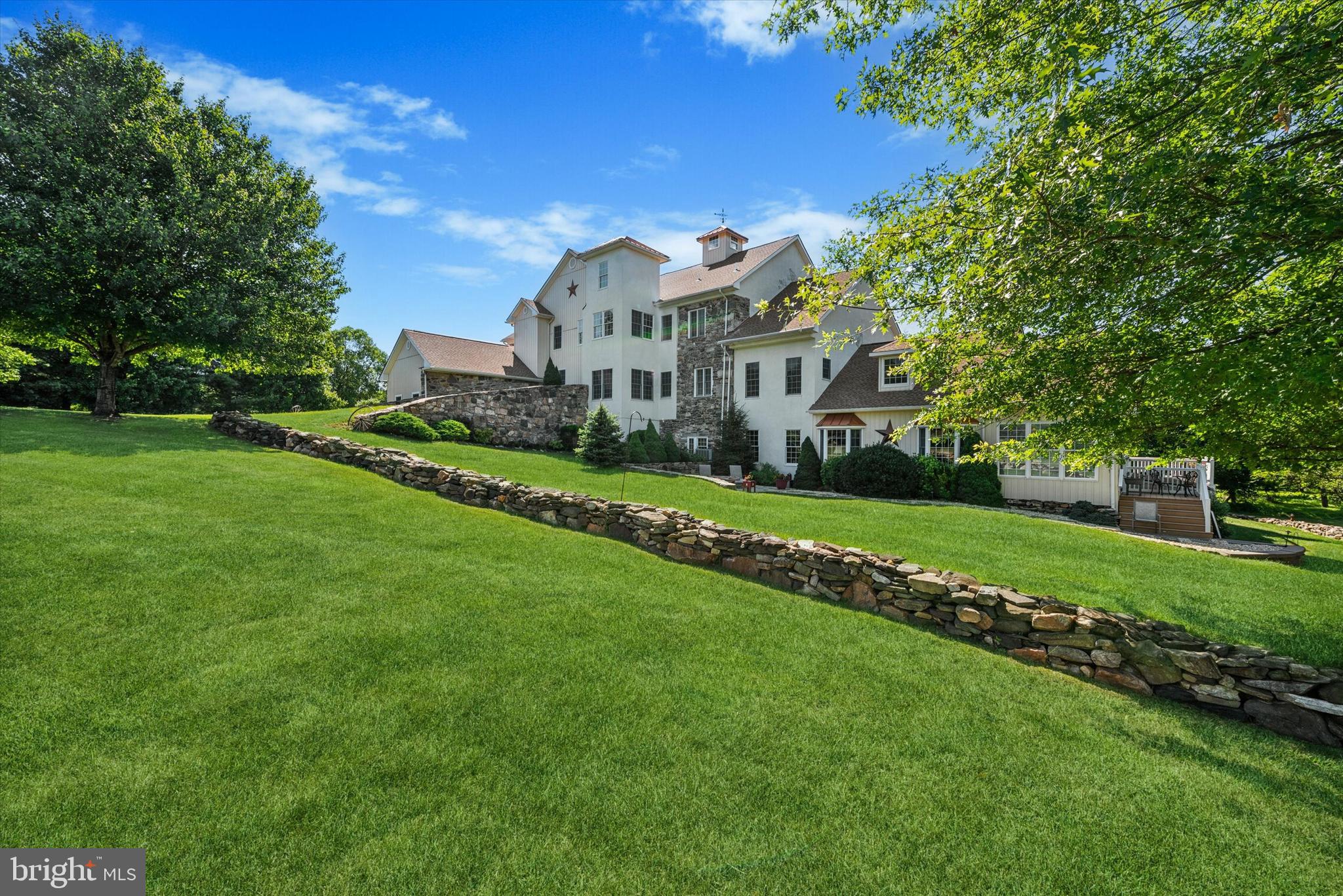 CHERRY CREEK - Residential