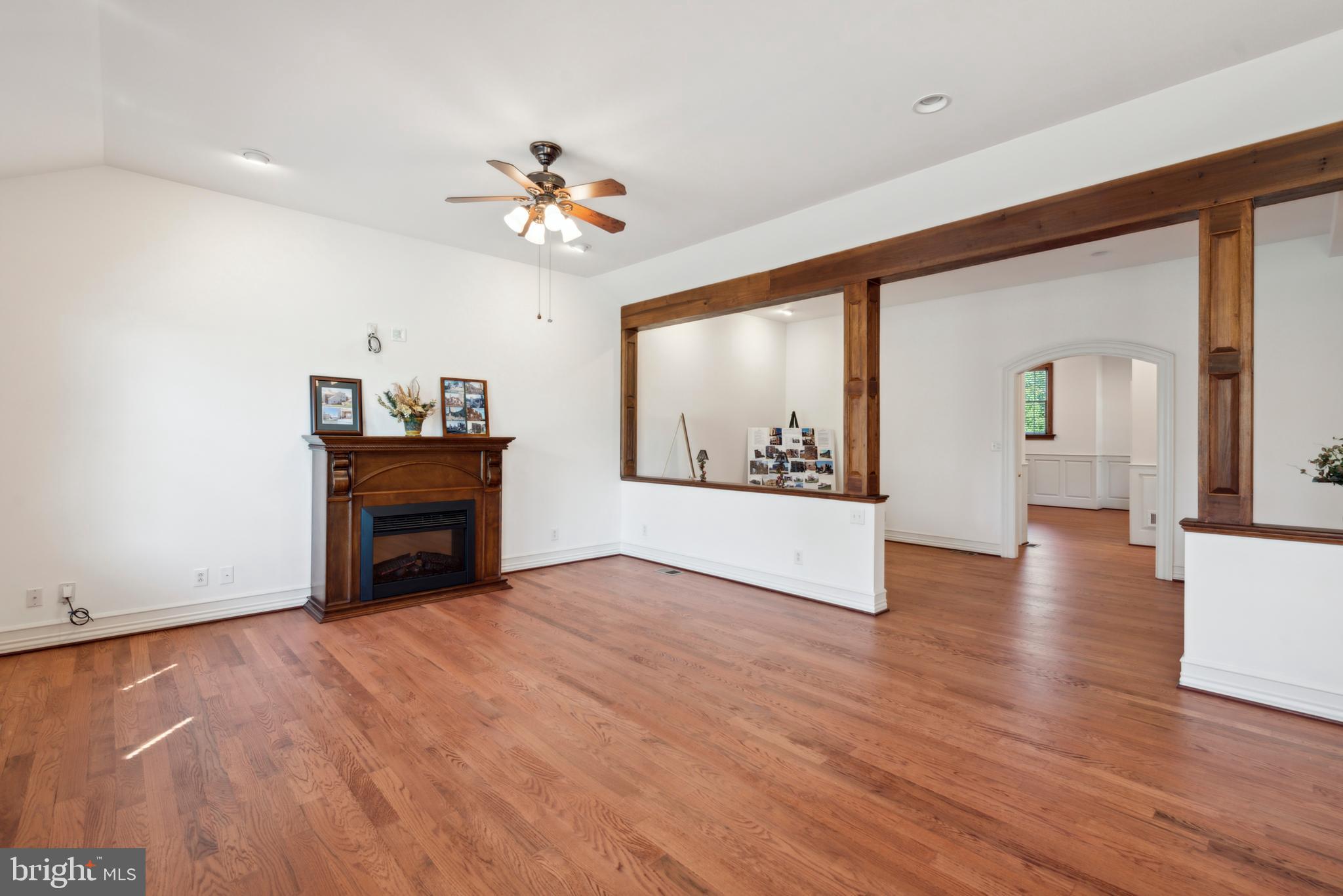 CHERRY CREEK - Residential