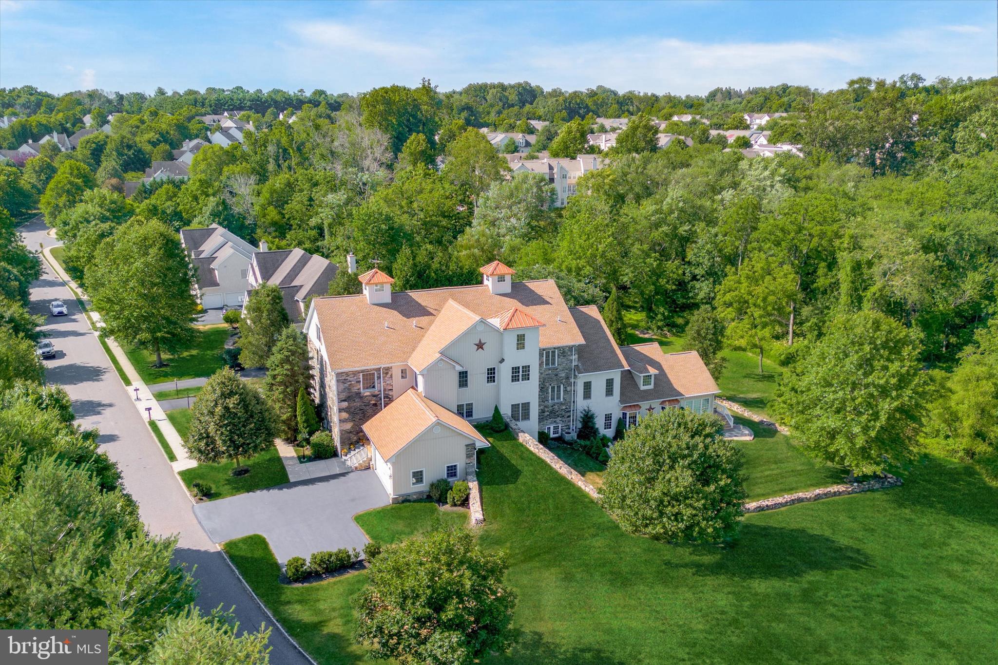 CHERRY CREEK - Residential